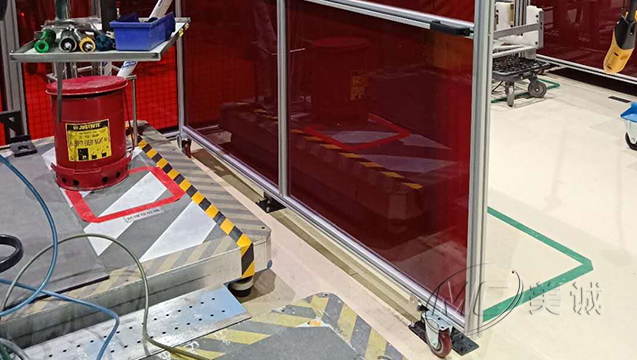 電子車間防弧光板隔斷 二 電子車間防弧光板隔斷 二