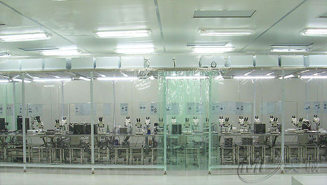 鋁型材無塵室. 鋁型材無塵室.