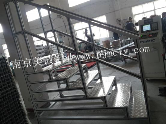 鋁型梯子 鋁型梯子