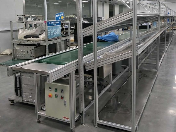 工業(yè)鋁型材輸送線工作臺(tái)客戶應(yīng)用案例 工業(yè)鋁型材輸送線工作臺(tái)客戶應(yīng)用案例