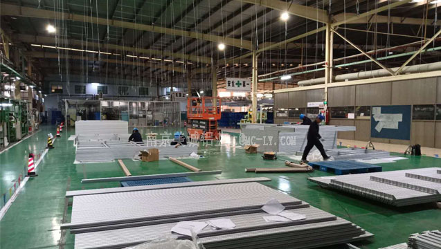 美誠鋁業(yè)工業(yè)鋁型材圍欄框架 美誠鋁業(yè)工業(yè)鋁型材圍欄框架