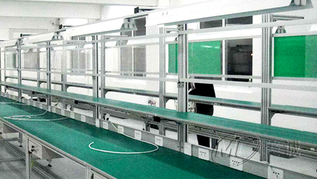 工位操作臺(tái) 三 工位操作臺(tái) 三