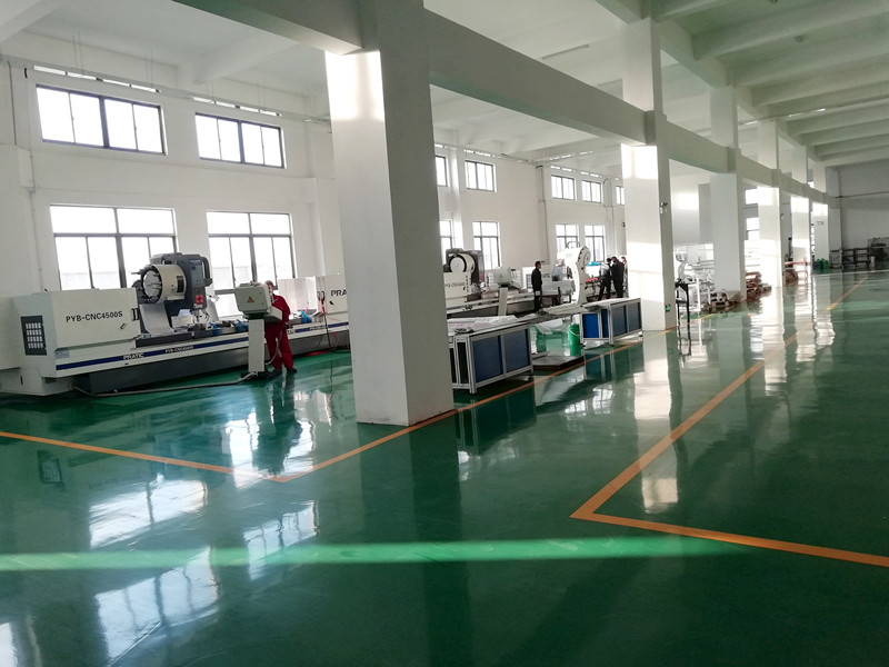 鋁型材加工車間 鋁型材加工車間