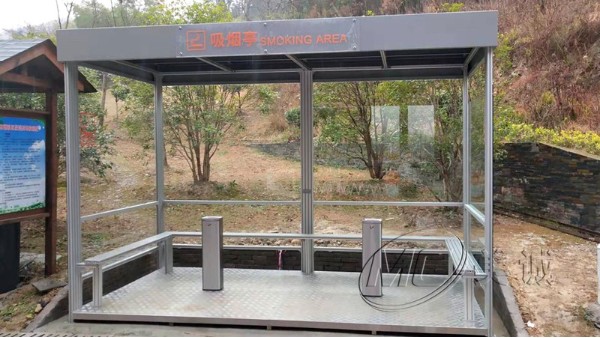 鋁合金吸煙亭定制(3) 鋁合金吸煙亭定制(3)