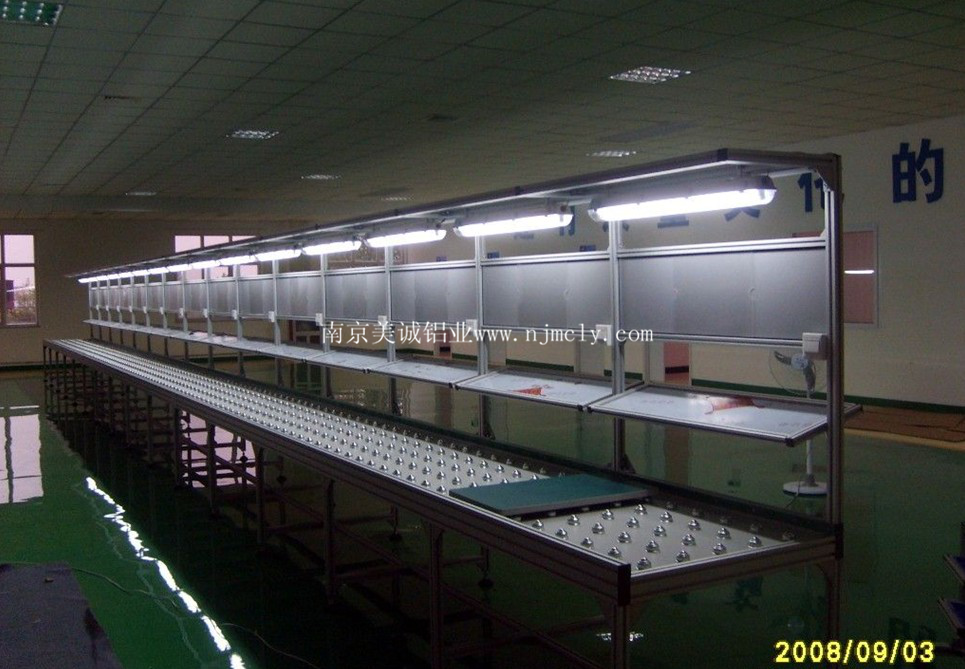 工作臺(tái)選用什么規(guī)格型材02 工作臺(tái)選用什么規(guī)格型材02