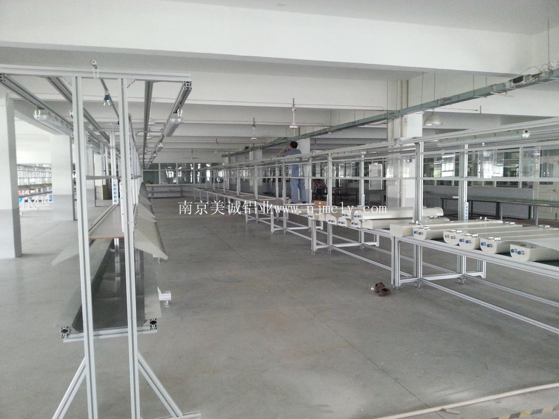 工作臺(tái)選用什么規(guī)格型材03 工作臺(tái)選用什么規(guī)格型材03