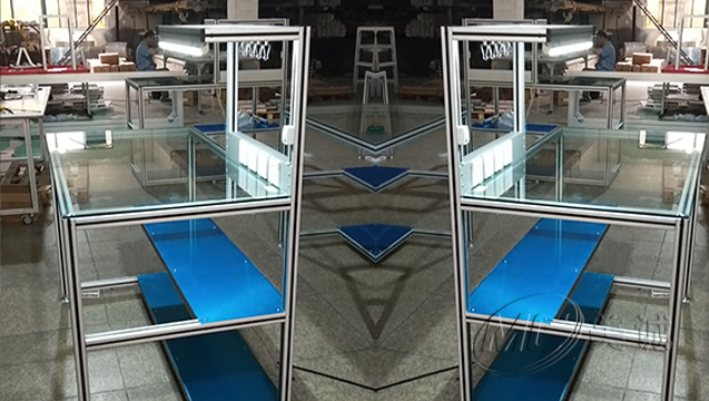 鋼化玻璃操作臺 二 鋼化玻璃操作臺 二