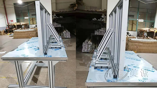 帶鏡面不銹鋼臺面工作臺 二 帶鏡面不銹鋼臺面工作臺 二