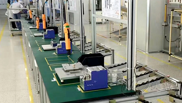 調節板工作臺 三 調節板工作臺 三