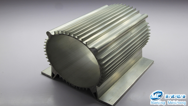 鋁型材開模定制-電機外殼鋁型材. 鋁型材開模定制-電機外殼鋁型材.